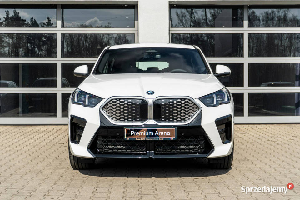 BMW iX2 iX2 eDrive20 z ratą 950 netto automatyczna Łódź