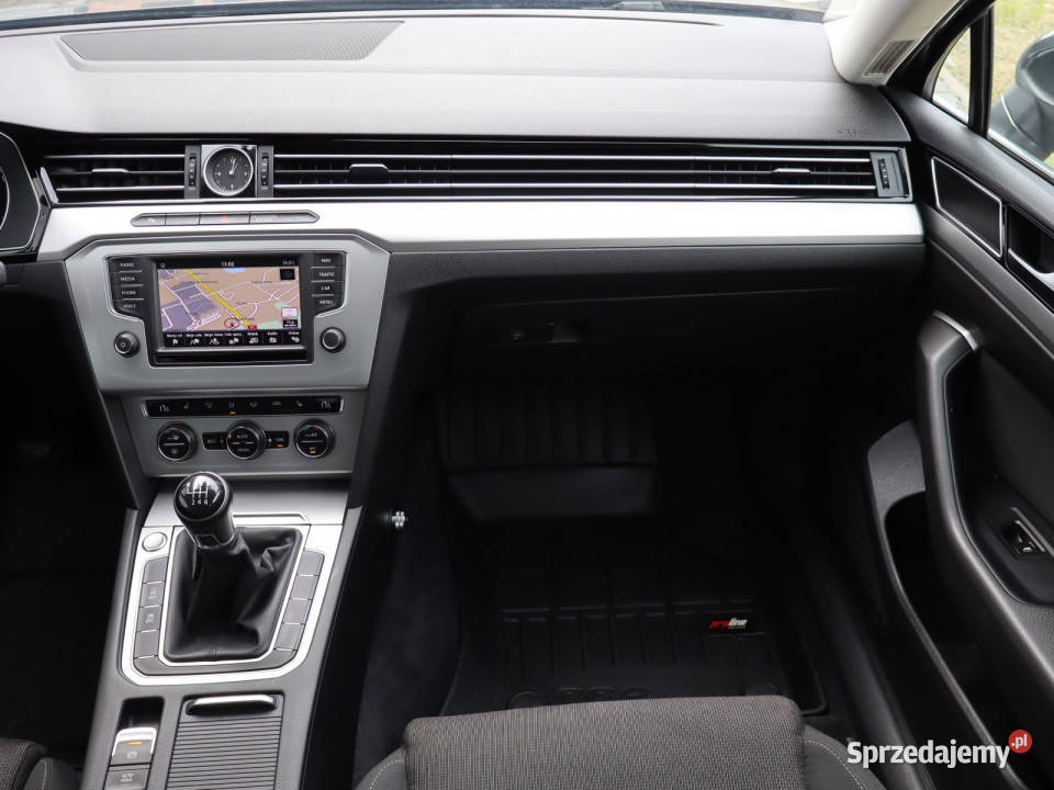 VW Passat 20 TDI radio