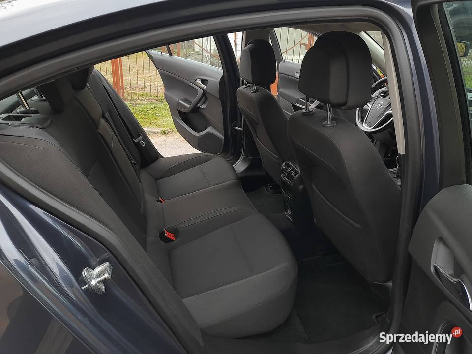Opel Insignia Sedan 16 benzyna 115 koni6 Siedliszcze-Osada sprzedam