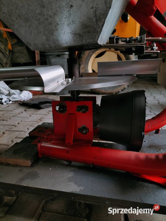 Rozsiewacz hydraulika Wierzchlas