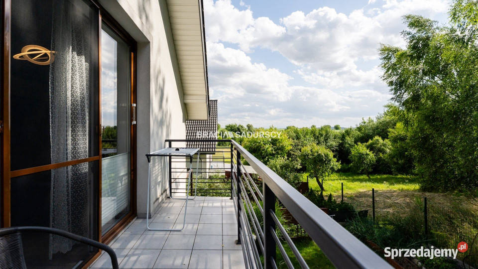 Mieszkanie Tomaszowice Kolberga 833m2 4 pokoje