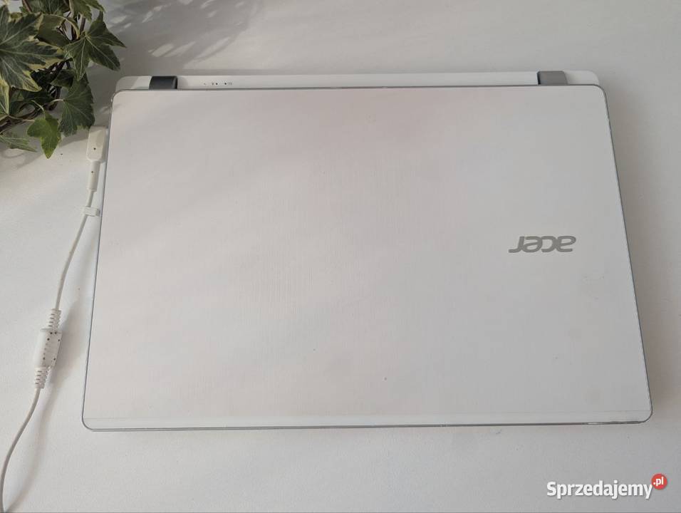Acer Aspire V3372 i3 8GB RAM SSD 240GB