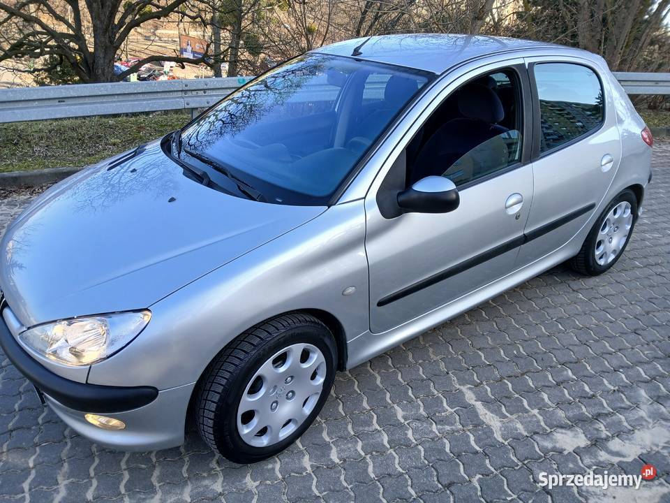 Peugeot 206 lift 20032004bez korozji 11 benzyna 4/5 Bydgoszcz sprzedam