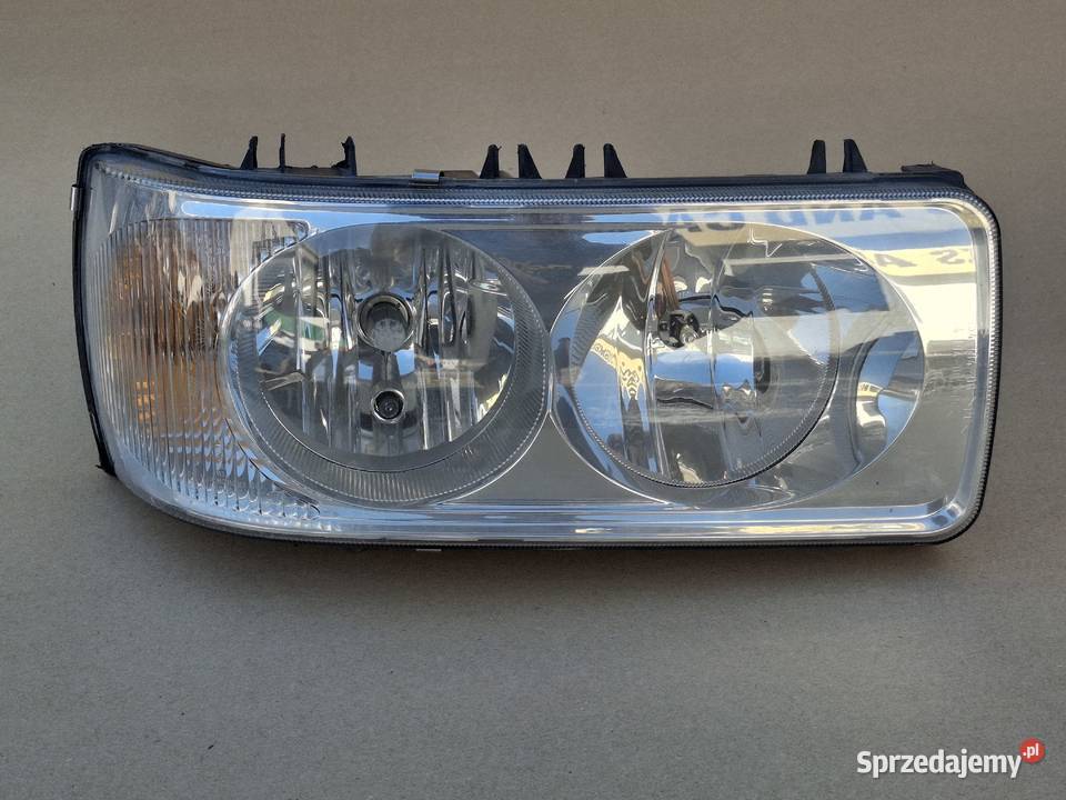 DAF XF CF LF REFLEKTOR PRAWY LAMPA PRAWA Bieleń