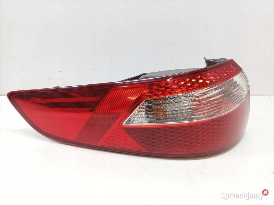 LAMPA TYŁ LEWA AZJA RUS K2 924014X000 Kia Rio