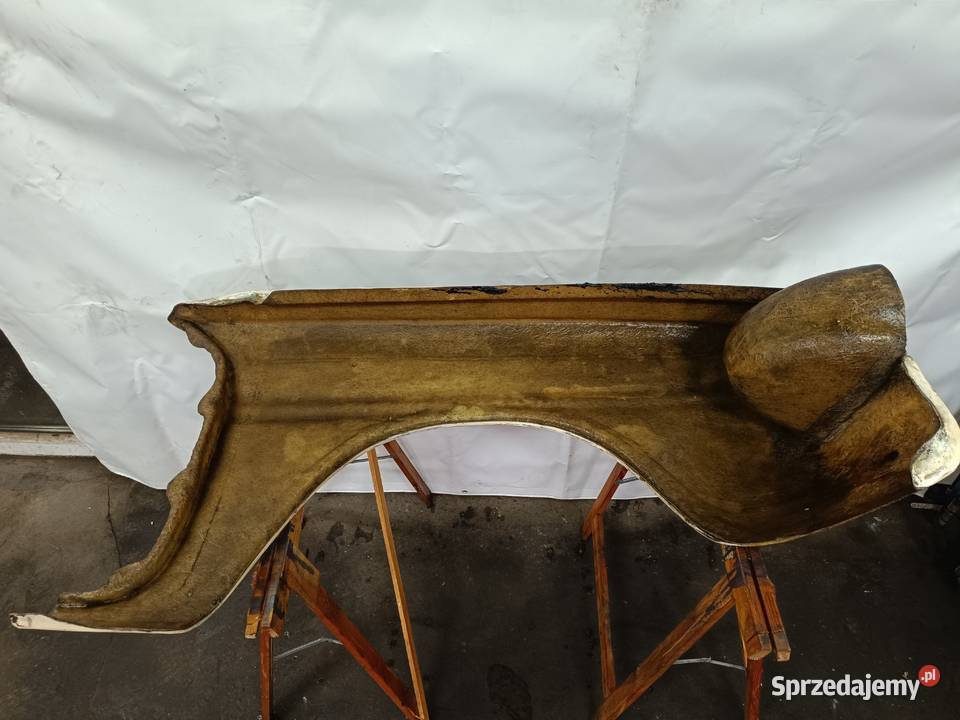 Błotniki Audi 60 L F103 Prawy i lewy stan db Mikołów