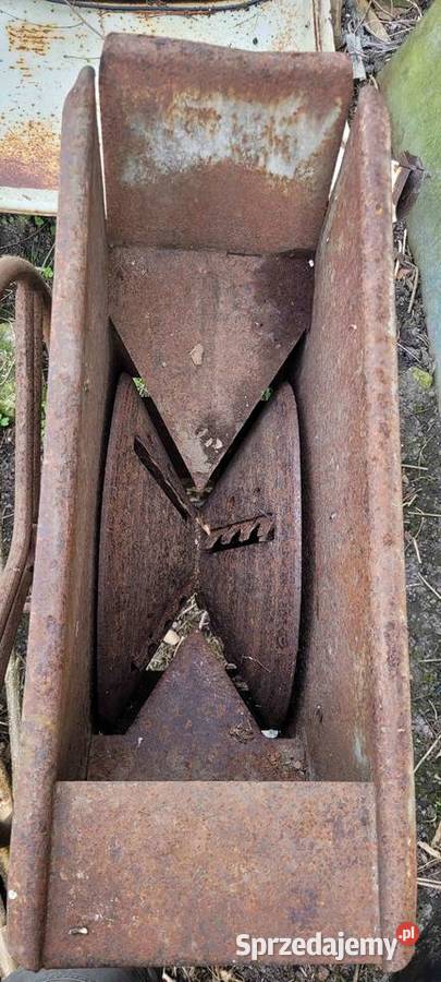Reczna sieczkarnia do burakow Pozostałe sprzedam