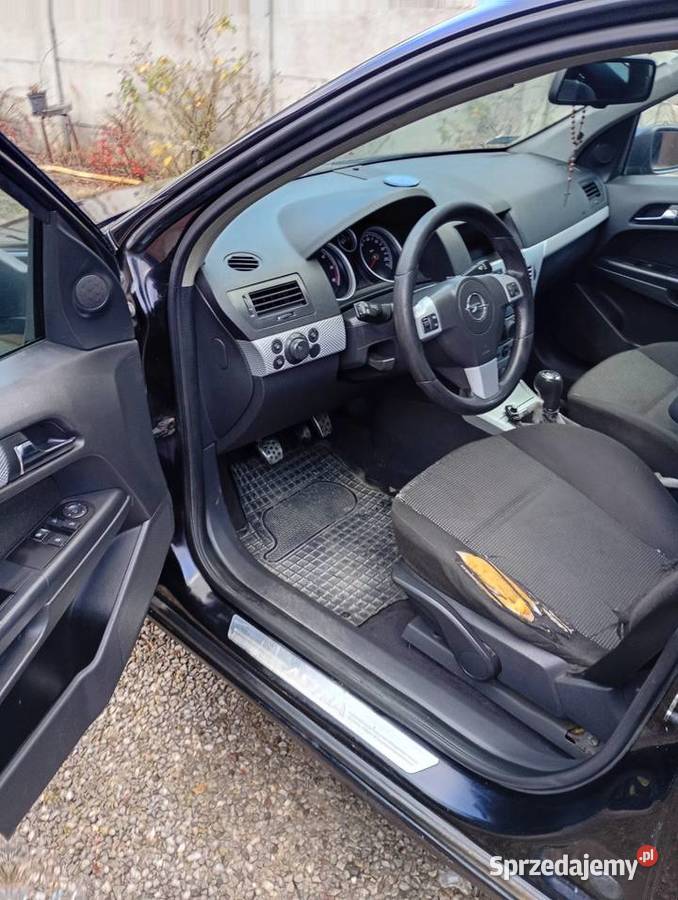 Opel Astra H 19 CDTI 150 OPC line Kielce