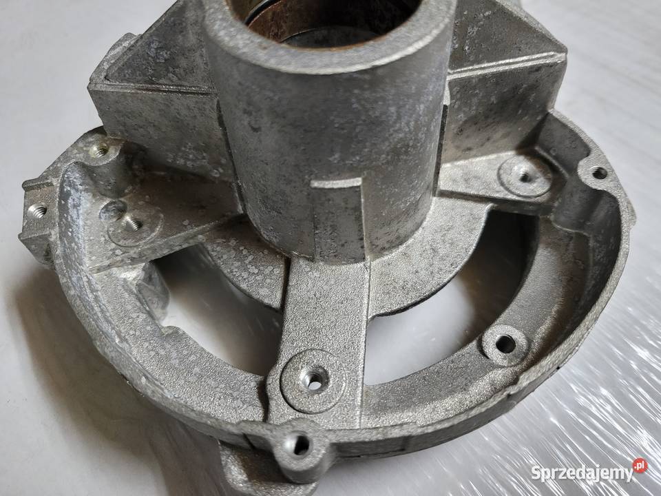Nowa obudowa alternatora Fiat 126p