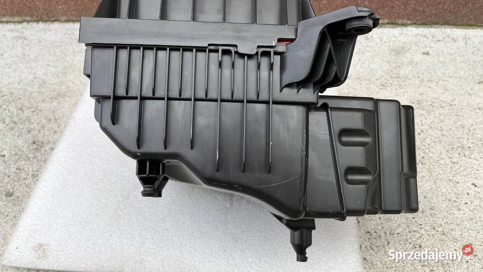 Obudowa filtra powietrza Nissan Navara D23 4JA1A Przewody powietrza Nur