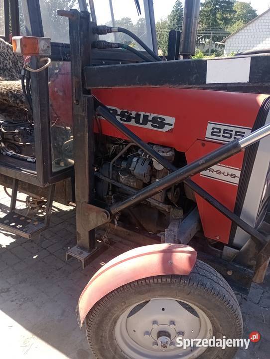 Massey Ferguson 255