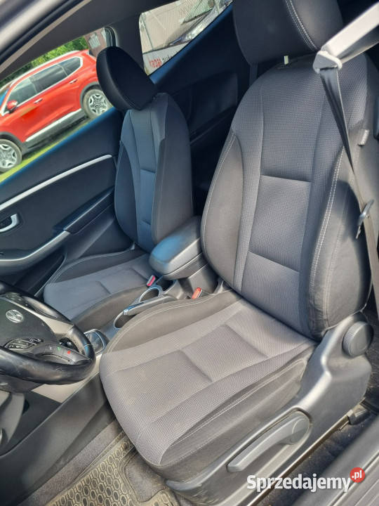 Hyundai i30 KlimatronikAlu wielofunkcyjna kierownica Szczecin