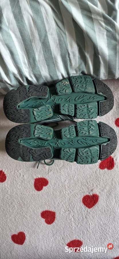 Sprzedam adidasy mało co używane wygodne tanio i