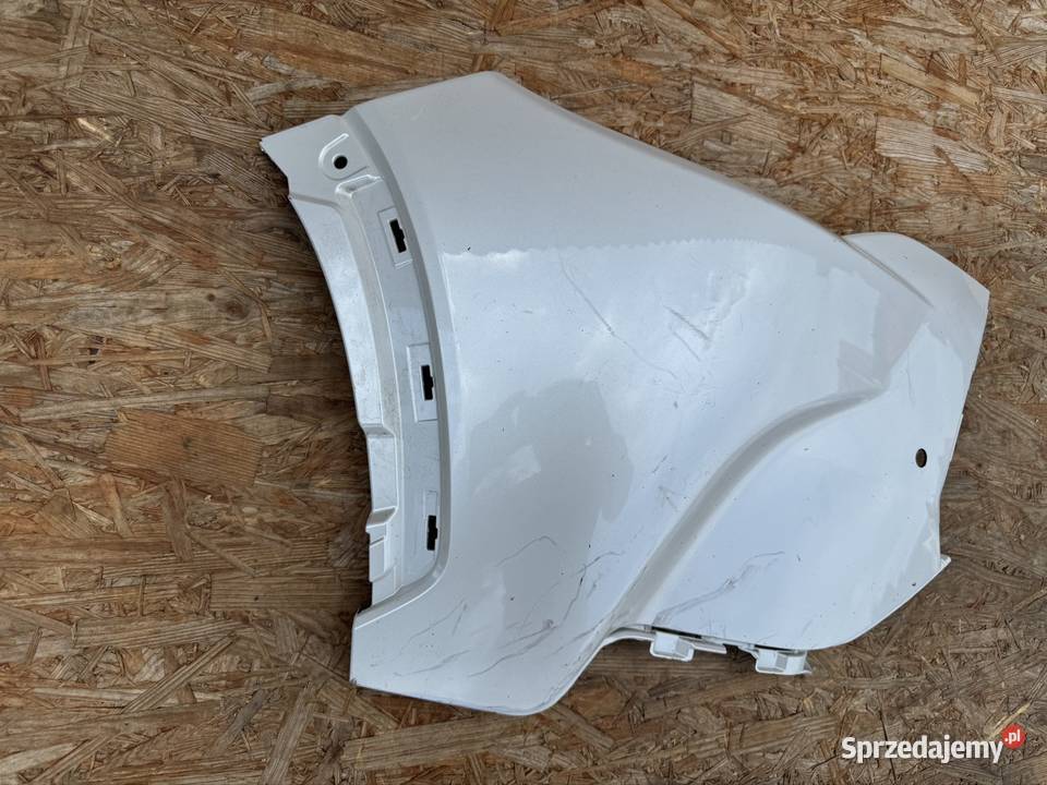 Narożnik zderzaka przód prawy rh Toyota Corolla wielkopolskie Międzychód