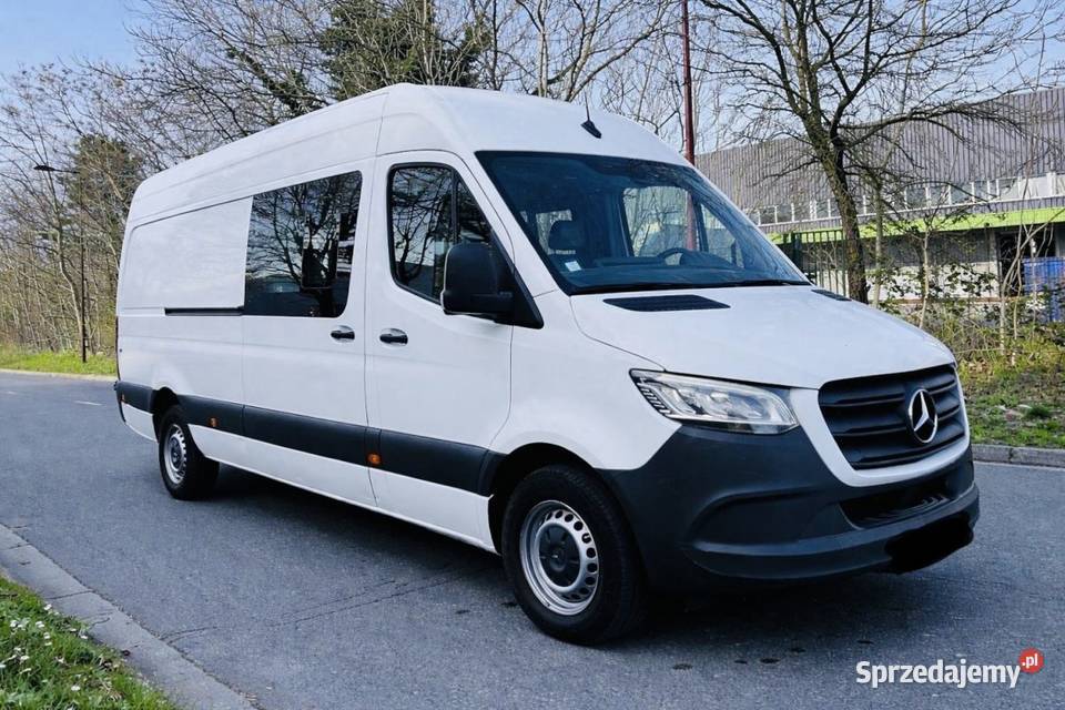 Mercedes Benz Sprinter 319 30 V6 190 35T 2021r Nisko