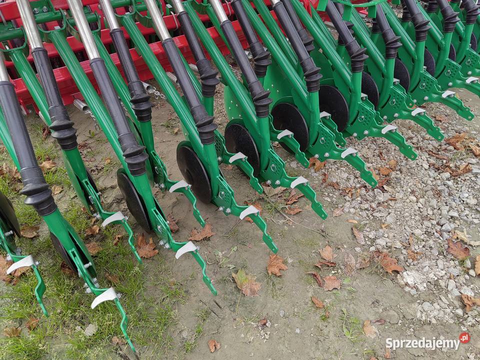 AGROMASZ SN301 zestaw uprawowosiewny nadbudowany Żółkiewka-Osada
