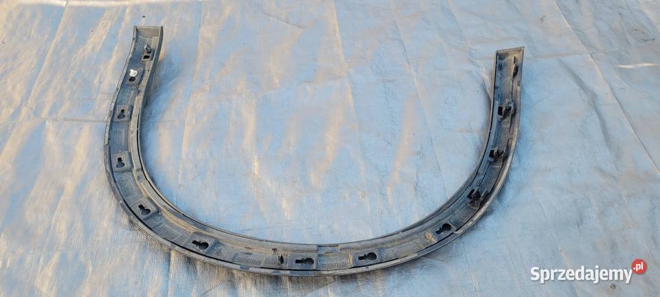 VOLVO V60 CC PRAWA LISTWA BŁOTNIKA PRZÓD