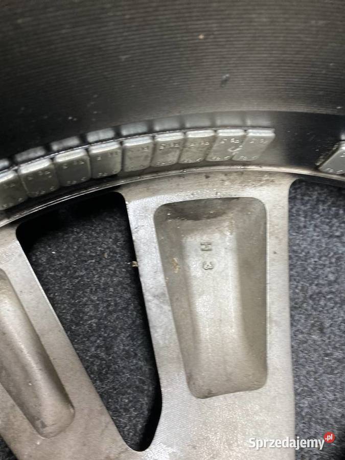 Felga Nissan X trail 19 stan Warszawa