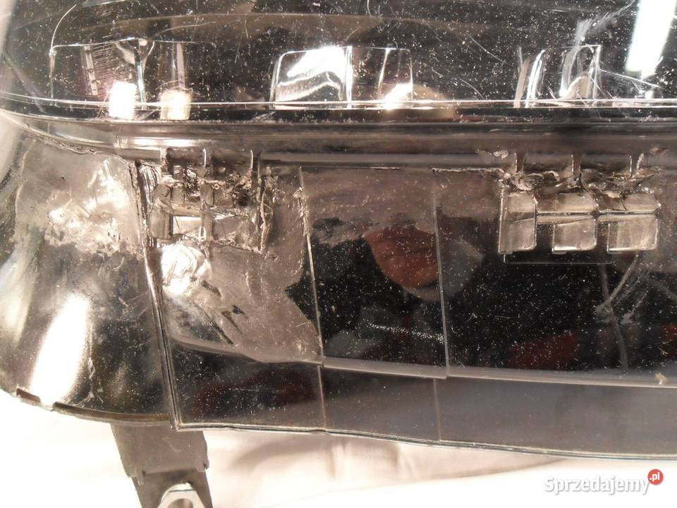 REFLEKTOR PRZÓD STRONA PRAWA MG MG4 EV osobowe Nowy Tomyśl