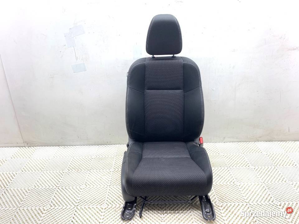 FOTEL PRAWY PRZÓD HONDA CIVIC IX Hatchback