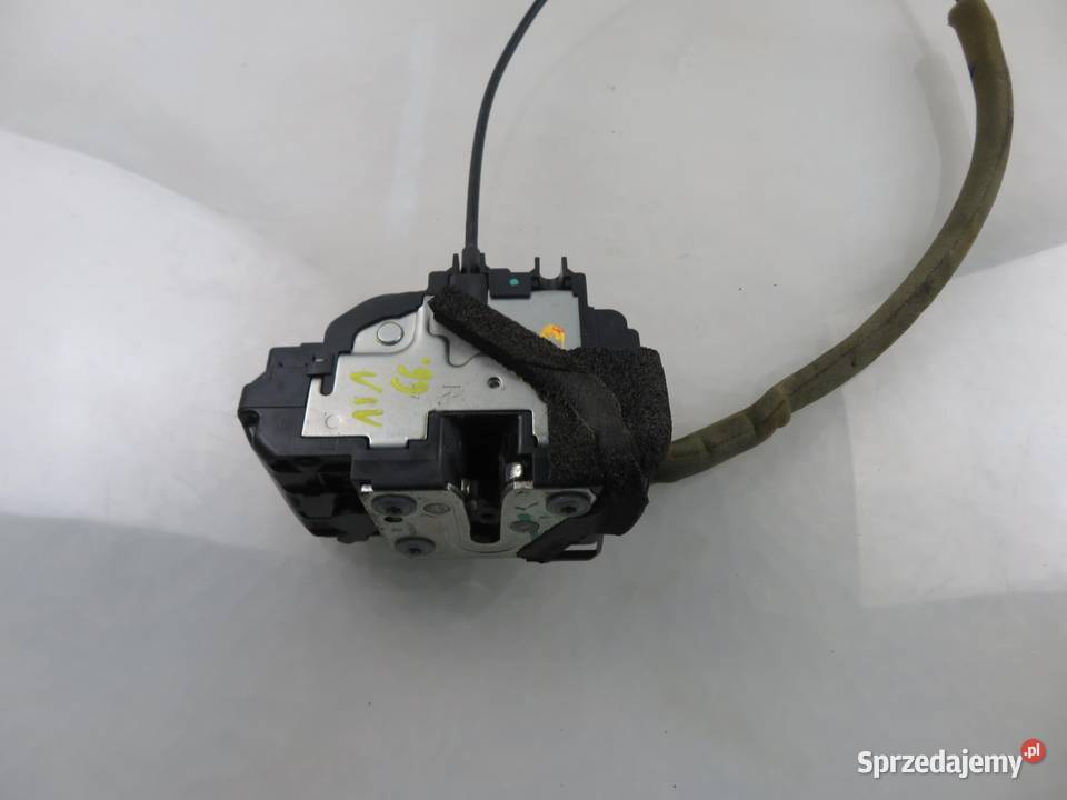 ZAMEK PRAWY PRZEDNI RENAULT KOLEOS I