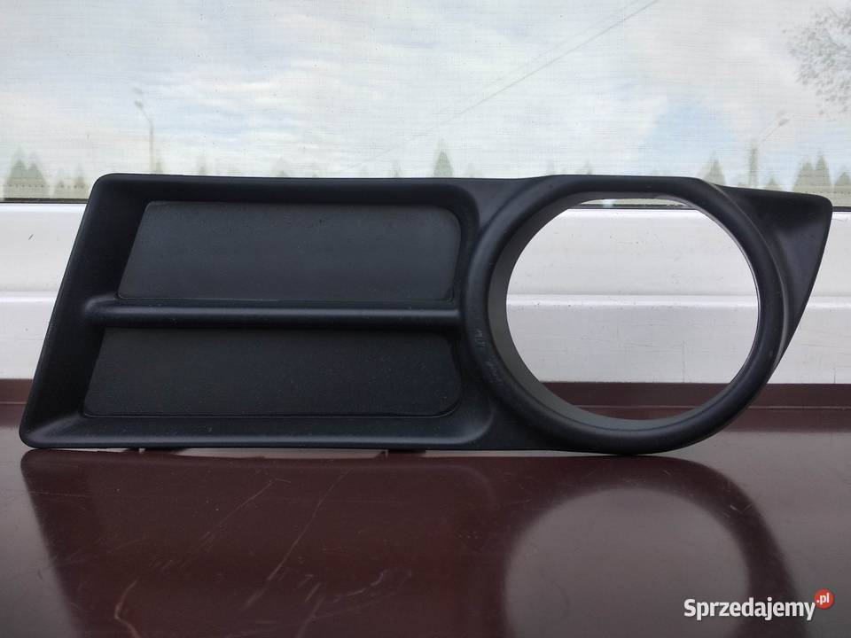 Toyota Corolla Verso 2 II kratka zderzaka lewa osobowe Sieradz
