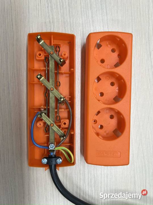 Listwa zasilającaprzedłużacz 3m 3gniazda kabel Brzesko