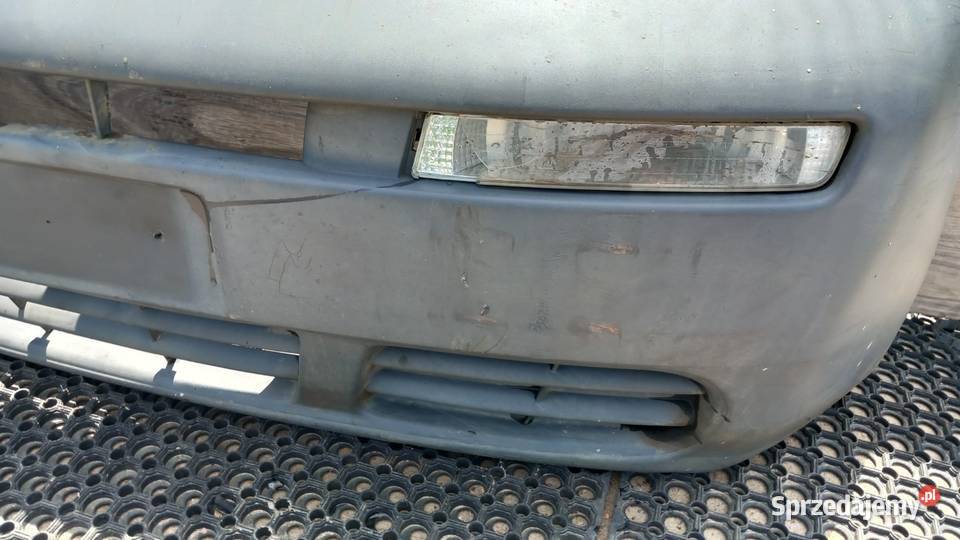 TRAFIC II VIVARO A ZDERZAK PRZÓD osobowe