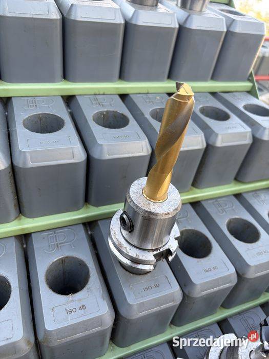 Wiertło monolityczne TiN 17 mm na oprawce SK 40