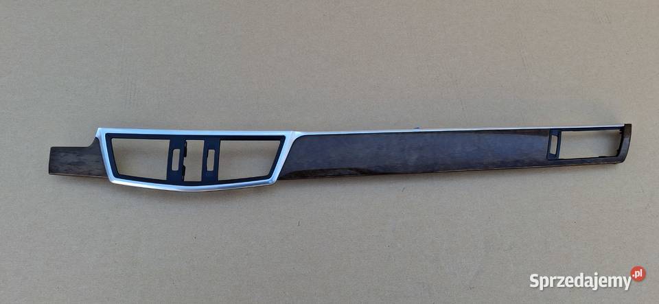MERCEDES EKLASA W212 DEKOR LISTWA OZDOBNA DESKI Bieleń