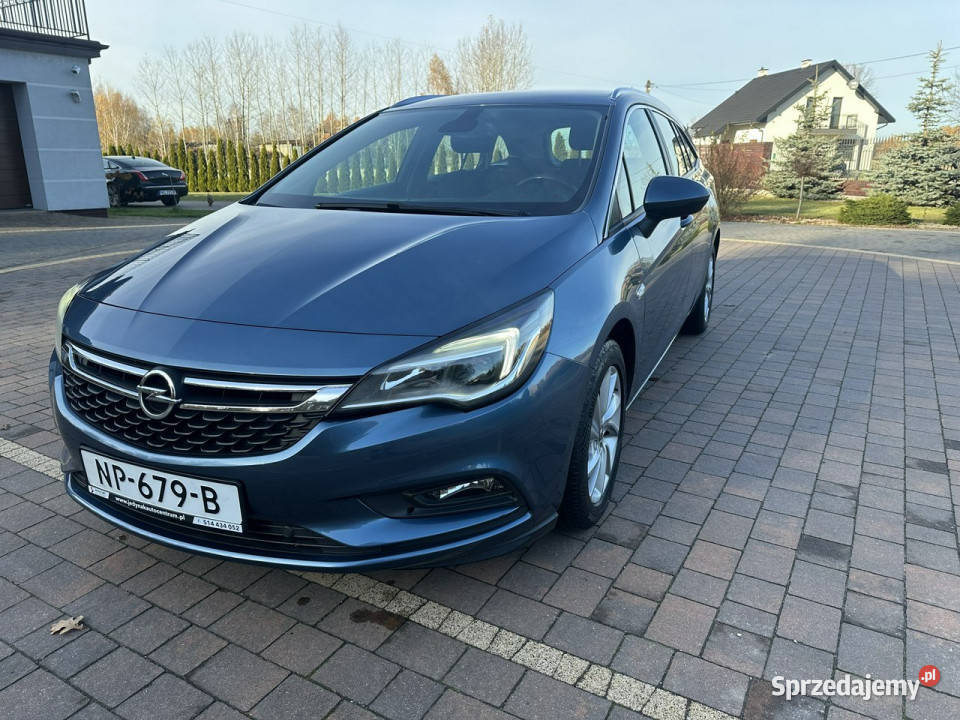 Opel Astra K 20152021 gniazdo USB Lipówki