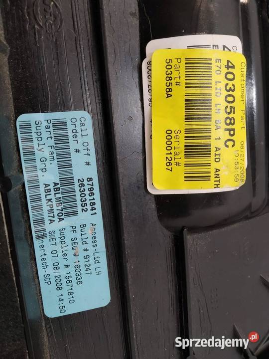 TAPICERKA BOCZEK BAGAŻNIKA LEWY PRAWY TYŁ KPL Rok produkcji 2008