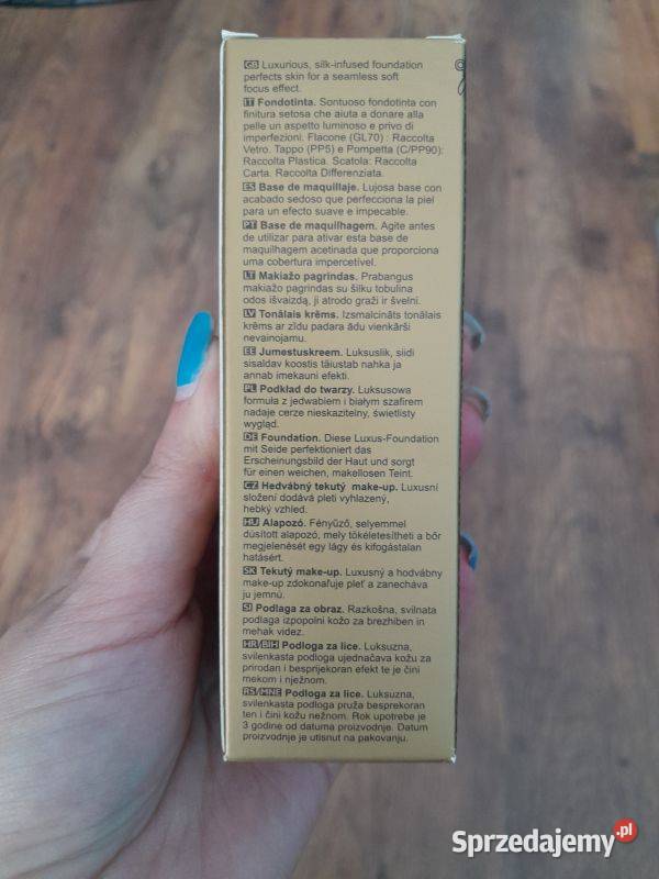Podkład twarzy Avon Luxe Natural Glamour 30ml Siewierz