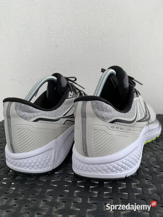 Buty do biegania Saucony Omni 19 28.5cm