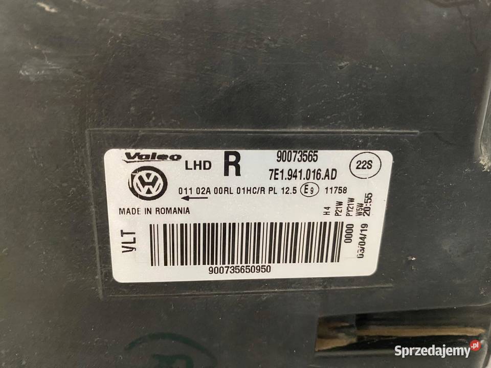 VW TRANSPORTER T6 7E 1519 PRAWA LAMPA PRZÓD