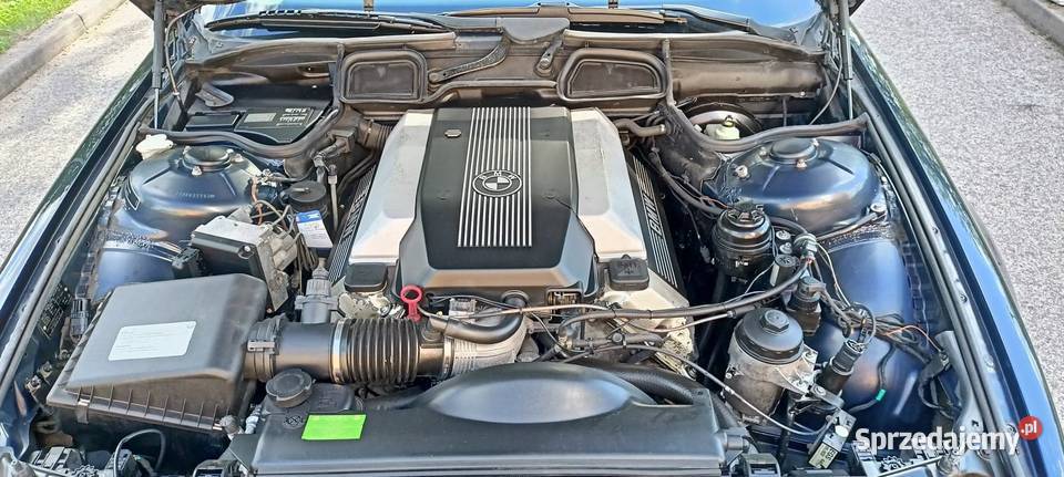 BMW E38 40 V8 zadbana bez rdzy przebieg 210 000 4000cm3 łódzkie Radomsko