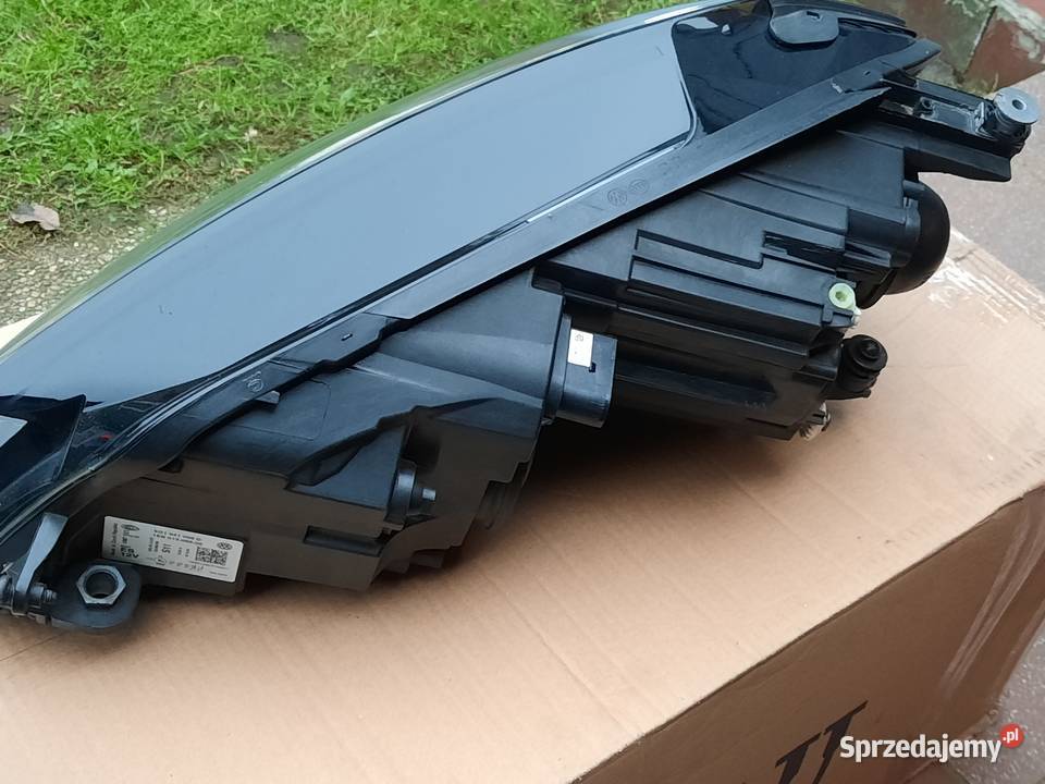 lampy przednie vw golf VII POLIFT europa stan osobowe Lampy przednie