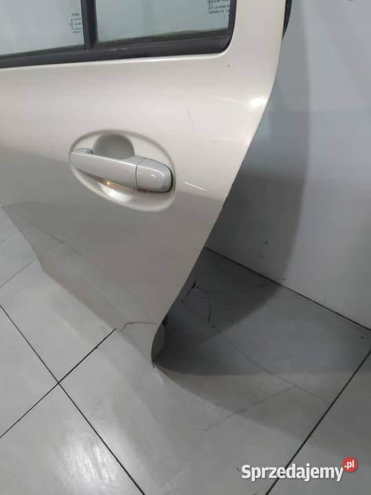 DRZWI LEWE TYŁ 5A7 Toyota Yaris II 20052011 osobowe