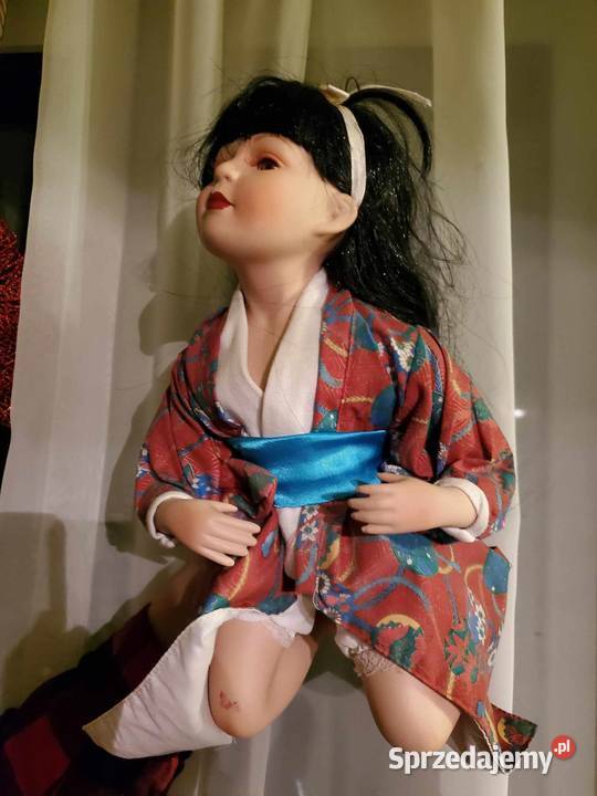 Lalka ceramiczna w stroju kimono ok 50 rarytas Kołobrzeg