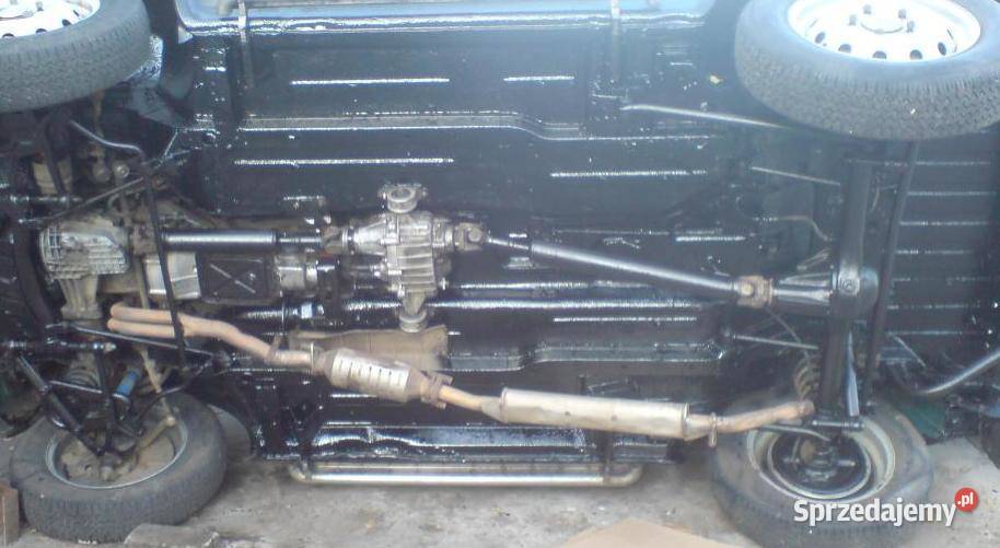 Lada Niva 4x4 napęd sprawny złoty Celestynów sprzedam