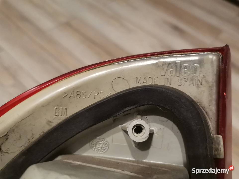 OPEL CORSA B 9300 LEWA PRAWA LAMPA TYŁ VALEO Międzychód
