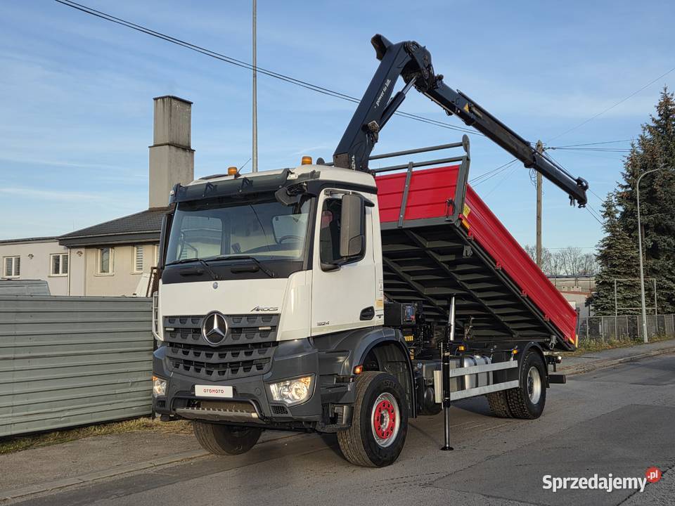 Mercedes AROCS 1824 HDS HMF 1420 K2 Radiowy kupiony w salonie Łańcut