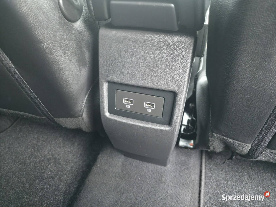 Dacia Duster 133 Benzyna Serwisowany Bogate światła LED świętokrzyskie Piekoszów sprzedam