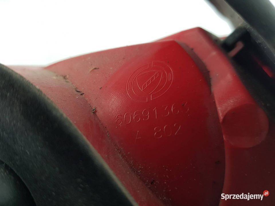 LAMPA PRAWA TYŁ 50504819 159 ALFA Lipno