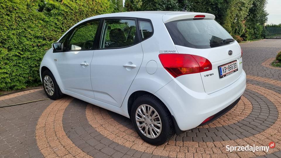 14 benzyna bezwypadkowy 97800 4/5 Żytniów sprzedam