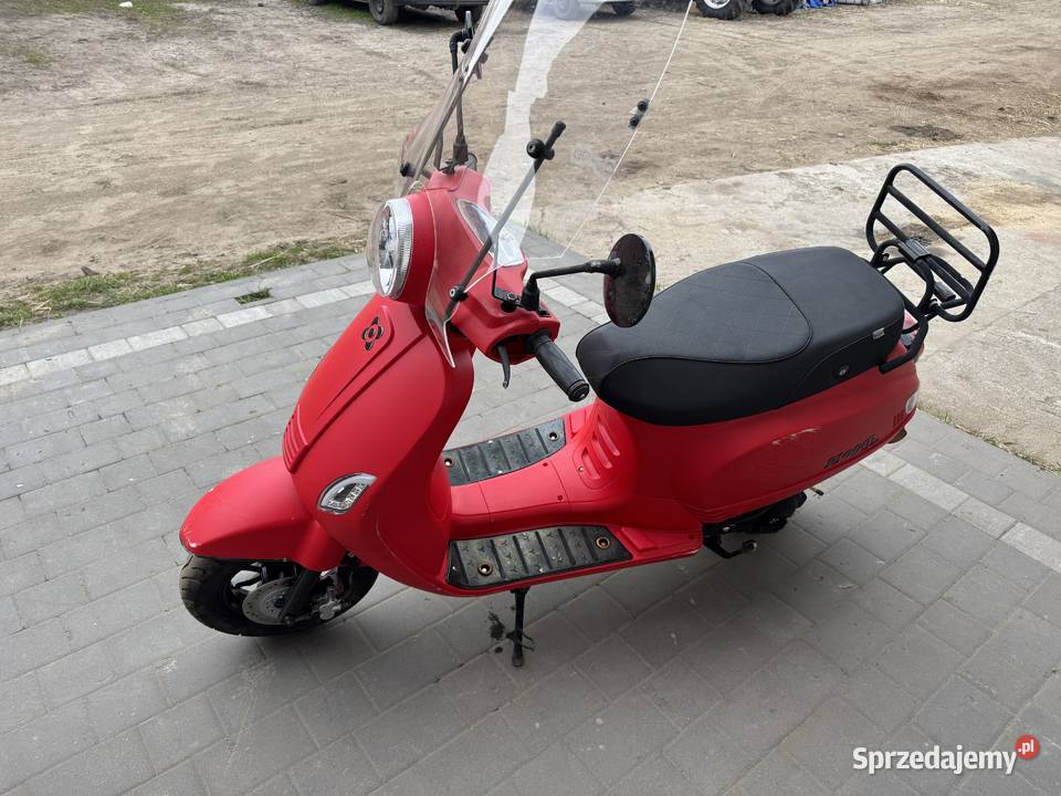 Skuter AGM VX 50 Vespa Piaggio Zadzim