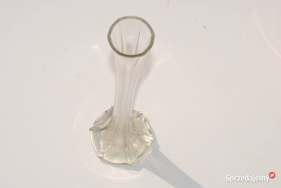 Stary wazonik wazon szklany ręcznie wykonany Porcelana i szkło sprzedam