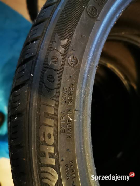 Sprzedam opony zimowe HANKOK 205 45 17 Poniatowa