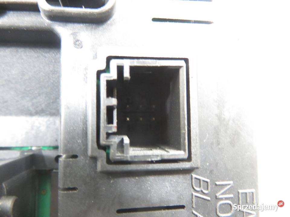 BSI CITROEN C4 Picasso I UD 16 HDi 9HZ Skrzynki bezpieczników