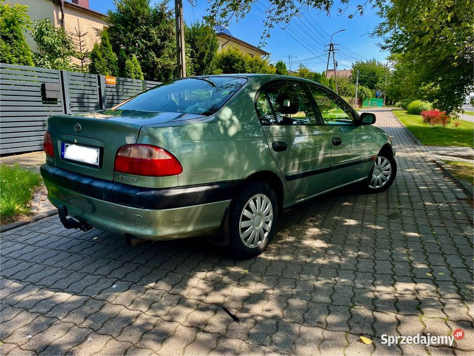 ŚlicznaZadbanaToyotaAvensisT22Sedan2002rLift16Ben ABS